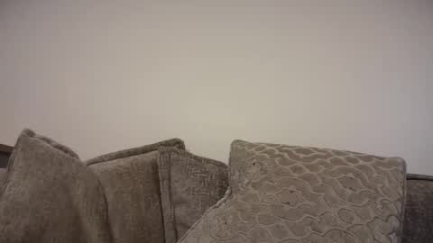 Snapshot of luciancrowe chatting on 10-22-25, 07:24 Lucian online show from 10-22-25, 07:24