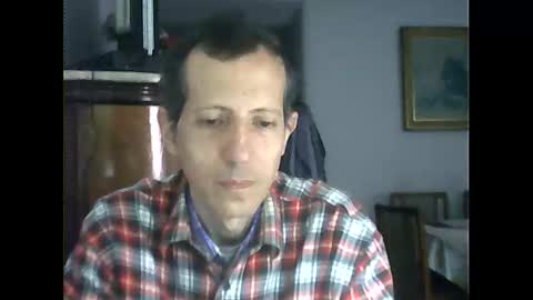Snapshot of lucianoaxel chatting on 12-08-24, 05:33 Luciano online show from 12-08-24, 05:33