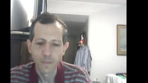 Snapshot of lucianoaxel chatting on 12-21-24, 02:41 Luciano online show from 12-21-24, 02:41
