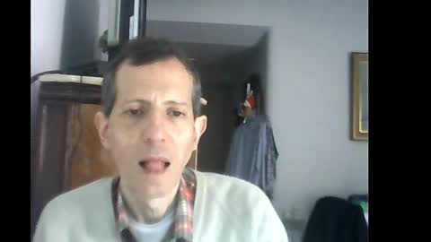 Snapshot of lucianoaxel chatting on 12-21-24, 06:12 Luciano online show from 12-21-24, 06:12
