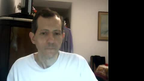 Snapshot of lucianoaxel chatting on 12-28-24, 01:18 Luciano online show from 12-28-24, 01:18