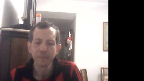 Snapshot of lucianoaxel chatting on 01-01-25, 08:26 Luciano online show from 01-01-25, 08:26