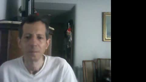 Snapshot of lucianoaxel chatting on 01-11-25, 05:29 Luciano online show from 01-11-25, 05:29