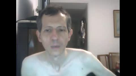 Snapshot of lucianoaxel chatting on 01-17-25, 02:08 Luciano online show from 01-17-25, 02:08