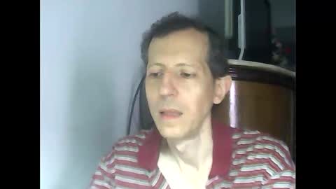 Snapshot of lucianoaxel chatting on 02-20-25, 06:46 Luciano online show from 02-20-25, 06:46