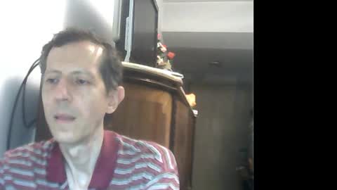 Snapshot of lucianoaxel chatting on 02-21-25, 01:11 Luciano online show from 02-21-25, 01:11