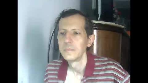 Snapshot of lucianoaxel chatting on 02-23-25, 08:33 Luciano online show from 02-23-25, 08:33