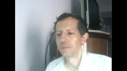 Snapshot of lucianoaxel chatting on 02-25-25, 07:58 Luciano online show from 02-25-25, 07:58