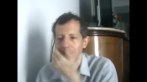 Snapshot of lucianoaxel chatting on 02-26-25, 05:07 Luciano online show from 02-26-25, 05:07