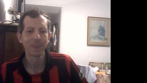 Snapshot of lucianoaxel chatting on 03-03-25, 10:20 Luciano online show from 03-03-25, 10:20