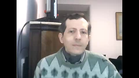 Snapshot of lucianoaxel chatting on 09-29-25, 11:42 Luciano online show from 09-29-25, 11:42