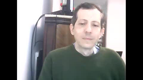 Snapshot of lucianoaxel chatting on 10-12-25, 02:32 Luciano online show from 10-12-25, 02:32