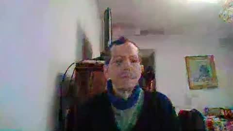 Snapshot of lucianoaxel chatting on 11-07-25, 03:01 Luciano online show from 11-07-25, 03:01