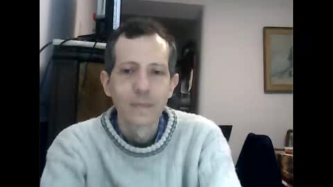 Snapshot of lucianoaxel chatting on 11-09-25, 02:43 Luciano online show from 11-09-25, 02:43