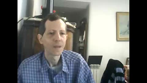 Snapshot of lucianoaxel chatting on 11-09-25, 05:11 Luciano online show from 11-09-25, 05:11