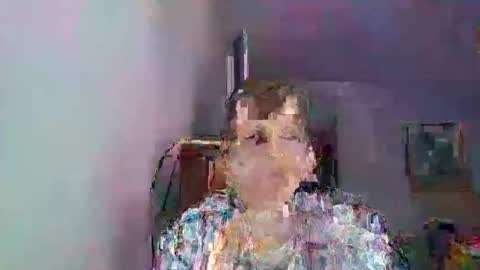 Snapshot of lucianoaxel chatting on 11-13-25, 06:51 Luciano online show from 11-13-25, 06:51