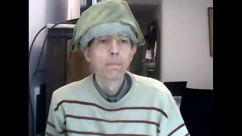 Snapshot of lucianoaxel chatting on 11-23-25, 06:08 Luciano online show from 11-23-25, 06:08