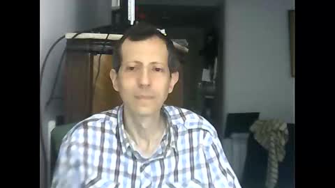 Snapshot of lucianoaxel chatting on 11-24-25, 05:56 Luciano online show from 11-24-25, 05:56