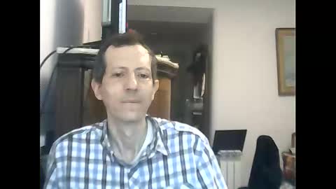 Snapshot of lucianoaxel chatting on 12-02-25, 04:07 Luciano online show from 12-02-25, 04:07