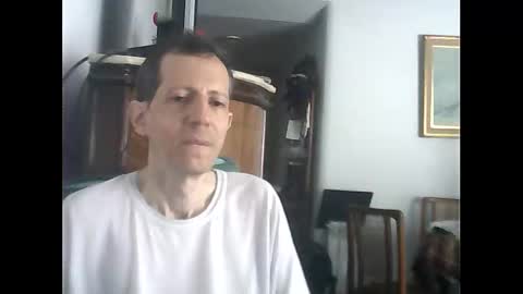 Snapshot of lucianoaxel chatting on 01-11-26, 05:07 Luciano online show from 01-11-26, 05:07