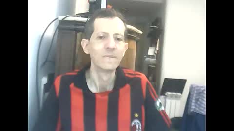 Snapshot of lucianoaxel chatting on 01-18-26, 02:59 Luciano online show from 01-18-26, 02:59