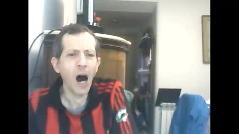 Snapshot of lucianoaxel chatting on 02-21-26, 03:07 Luciano online show from 02-21-26, 03:07