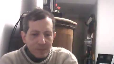 Luciano online show from 05-28-26, 03:37
