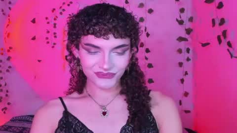 Snapshot of lucianromeo17 chatting on 06-20-26, 11:35 Lucy or Lucian 3 Come to my social Links3 online show from 06-20-26, 11:35