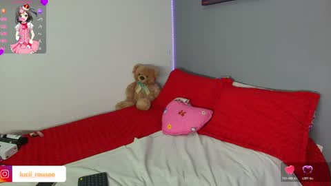 Snapshot of luciarousse chatting on 05-27-26, 03:03 Lucia online show from 05-27-26, 03:03
