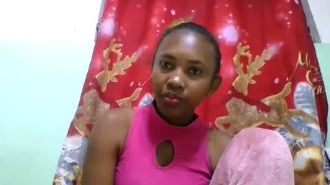 Snapshot of lucie196645 chatting on 07-17-26, 06:53 lucie196645 online show from 07-17-26, 06:53