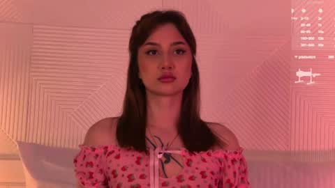 Snapshot of luciebliss chatting on 06-27-26, 05:51 Maria online show from 06-27-26, 05:51