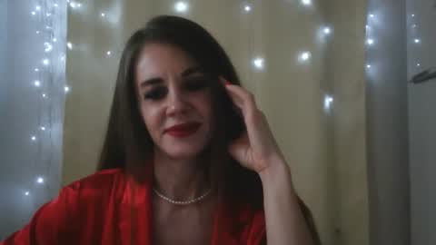 Snapshot of luciemack chatting on 12-17-25, 07:53 LucieMack online show from 12-17-25, 07:53
