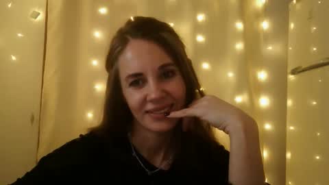 Snapshot of luciemack chatting on 02-23-26, 06:38 LucieMack online show from 02-23-26, 06:38