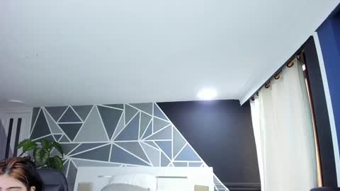 Snapshot of lucifer_dauhgter chatting on 02-04-25, 12:33 Lucy online show from 02-04-25, 12:33