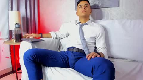 Snapshot of lucii_fer_ chatting on 01-21-25, 02:26 Leo online show from 01-21-25, 02:26