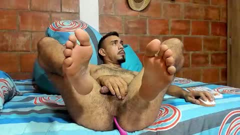 Snapshot of luck_andrew chatting on 12-15-25, 12:09 luck_andrew online show from 12-15-25, 12:09