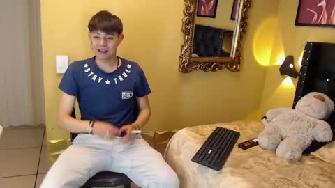 luckk_ online show from 04-28-26, 04:50