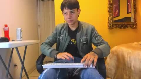 Snapshot of luckk_ chatting on 06-25-26, 05:12 luckk_ online show from 06-25-26, 05:12