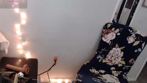 Snapshot of lucklucybbw chatting on 03-08-26, 02:15 lucklucybbw online show from 03-08-26, 02:15