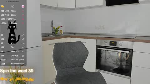 lucky__lady_ online show from 01-22-25, 09:10