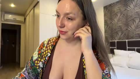 lucky_foryou_baby online show from 04-10-26, 05:01