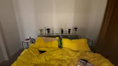 Snapshot of lucky_g3ld chatting on 05-12-26, 08:33 lucky_g3ld online show from 05-12-26, 08:33
