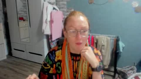 lucky_licky20 online show from 10-05-25, 01:15