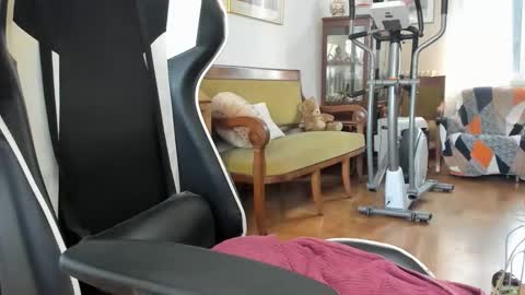 Lucky online show from 04-28-26, 09:03