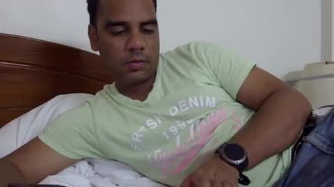 Snapshot of luckyfinalone chatting on 09-23-25, 09:51 luckyfinalone online show from 09-23-25, 09:51