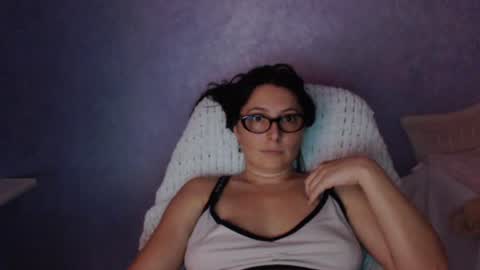 Snapshot of luckylinda23 chatting on 07-28-26, 06:20 luckylinda23 online show from 07-28-26, 06:20