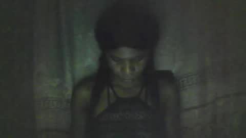 Snapshot of luckymadequeen chatting on 02-02-25, 06:20 Gloria online show from 02-02-25, 06:20