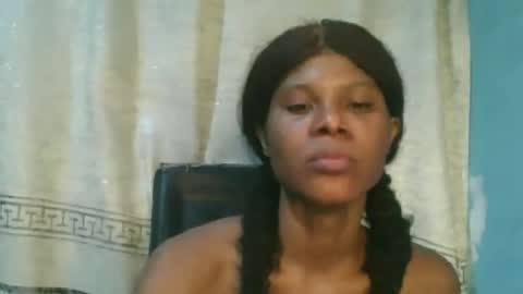 Snapshot of luckymadequeen chatting on 09-28-25, 11:10 Gloria online show from 09-28-25, 11:10