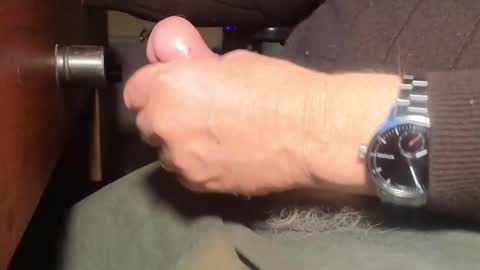 Snapshot of luckypirateboy chatting on 12-14-24, 12:55 BIG Daddy cock. Tips make it harder online show from 12-14-24, 12:55