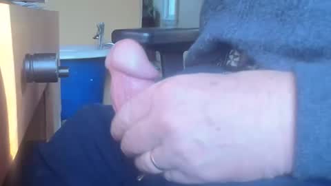 Snapshot of luckypirateboy chatting on 01-12-25, 08:14 BIG Daddy cock. Tips make it harder online show from 01-12-25, 08:14